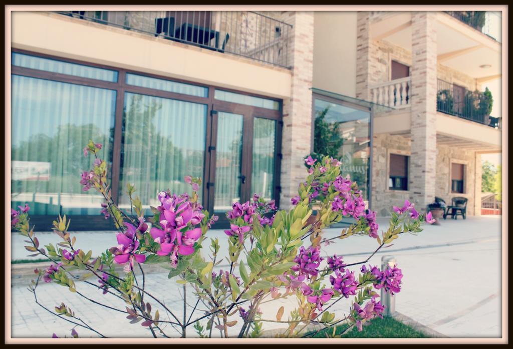 Halanus Hotel And Resort Alanno Exterior foto